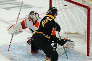Flyers 4, Bruins 5