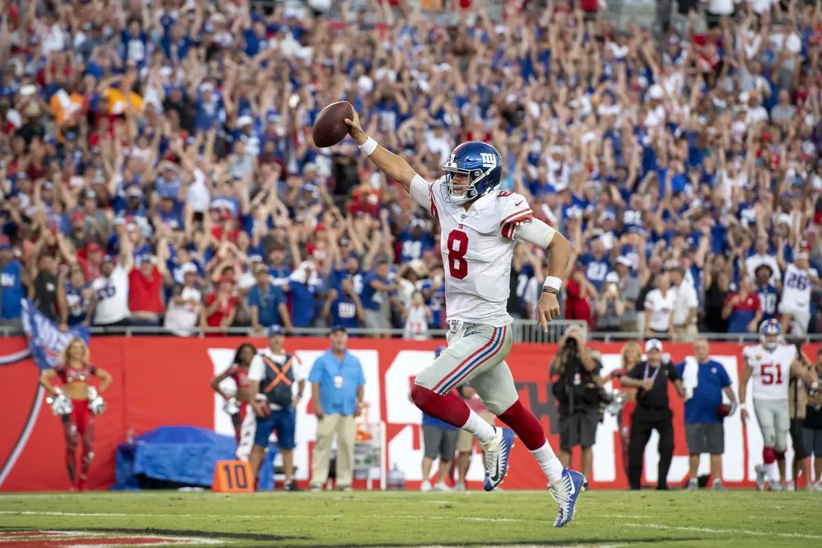 Daniel Jones