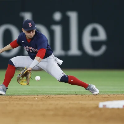 Luis Urias