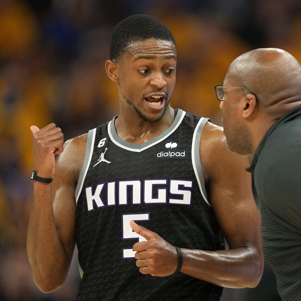 De'Aaron Fox Mike Brown