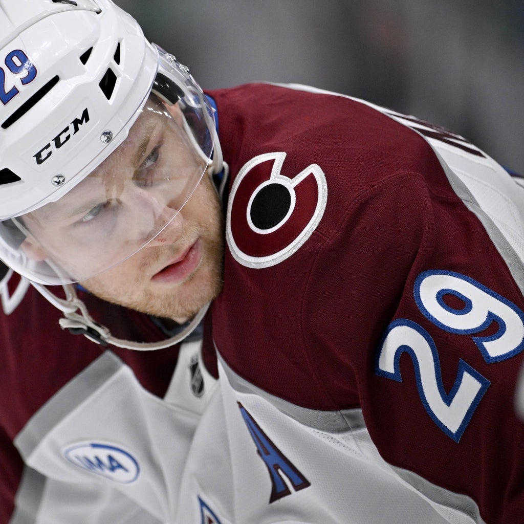 Nathan MacKinnon